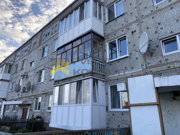 3-комн. квартира, Вторичка, 61.80м², 2/3 этаж