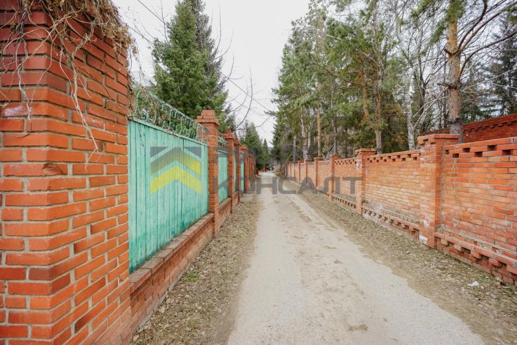 Дом, 227м², 12.53 соток, 2 этажа, 5 комн., стены: Кирпич миниатюра 48