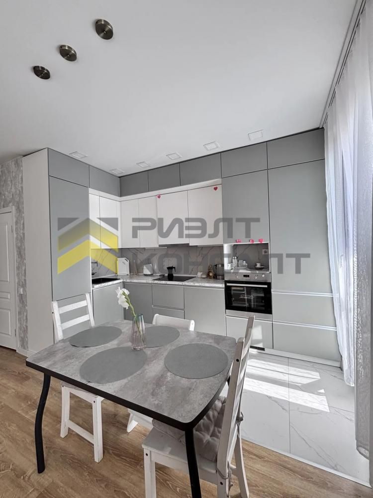2-комн. квартира, Вторичка, 63м², 12/14 этаж миниатюра 3