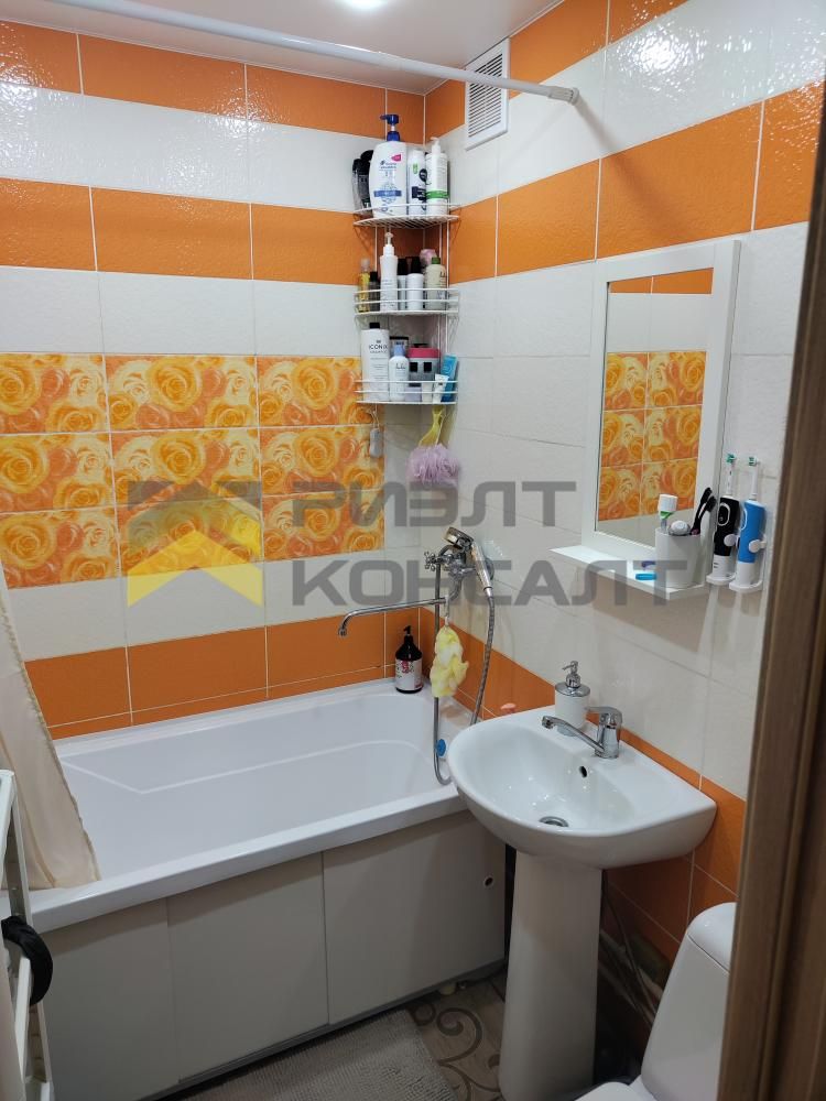 3-комн. квартира, Вторичка, 49.40м², 5/5 этаж миниатюра 3