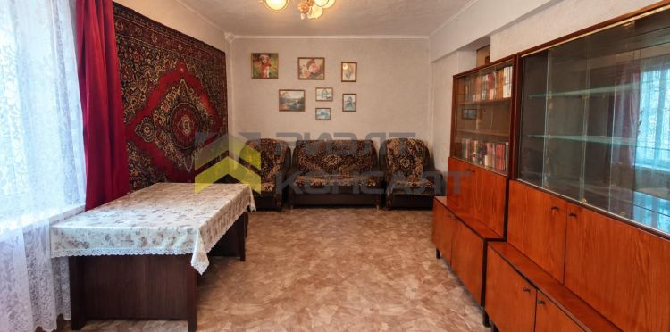 2-комн. квартира, Вторичка, 41м², 1/5 этаж