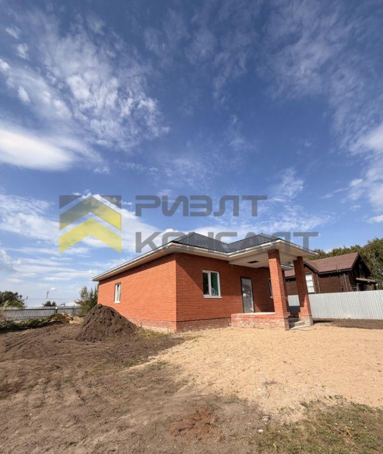 Дом, 150м², 10 соток, 1 этаж, 3 комн., стены: Кирпич миниатюра 9