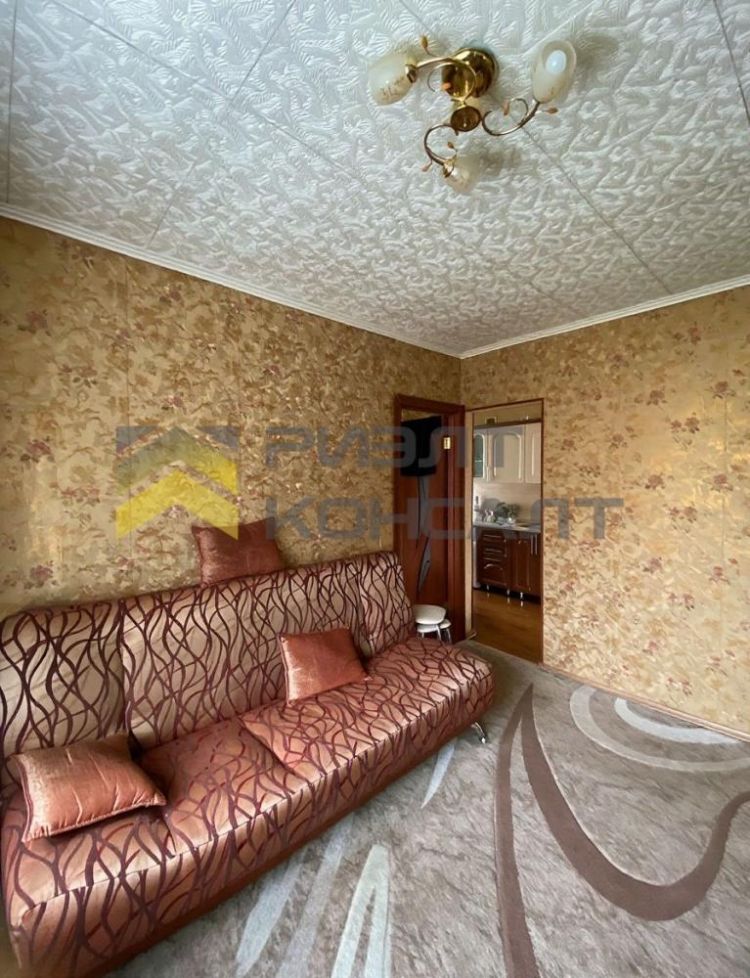 3-комн. квартира, Вторичка, 40м², 2/2 этаж миниатюра 2