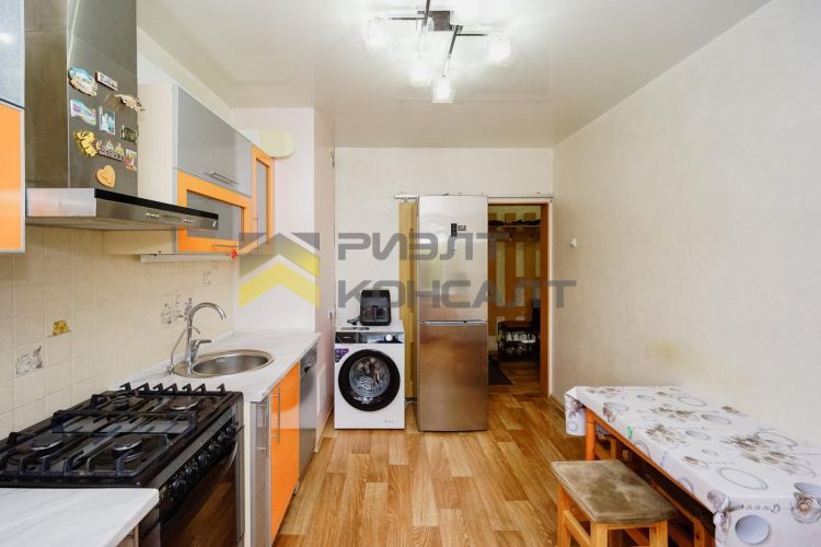 3-комн. квартира, Вторичка, 63м², 4/9 этаж миниатюра 4