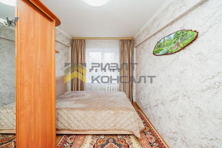 3-комн. квартира, Вторичка, 60м², 4/5 этаж
