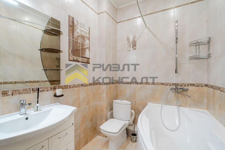 Дом, 289.30м², 10.90 соток, 2 этажа, 5 комн., стены: Кирпич миниатюра 16
