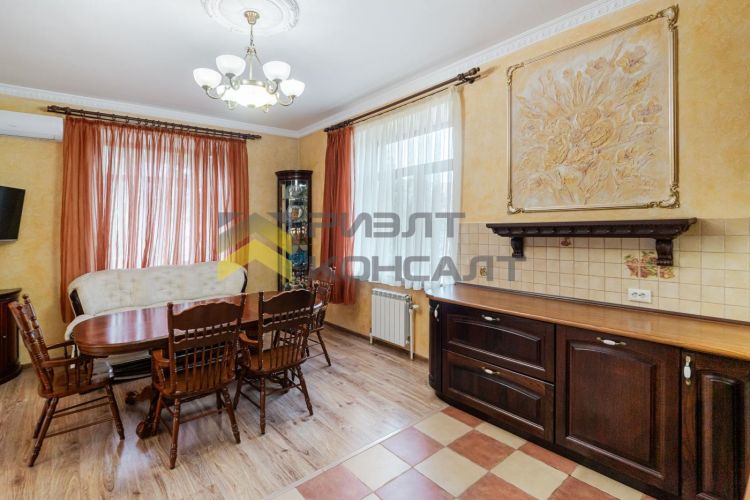 Дом, 289.30м², 10.90 соток, 2 этажа, 5 комн., стены: Кирпич миниатюра 17