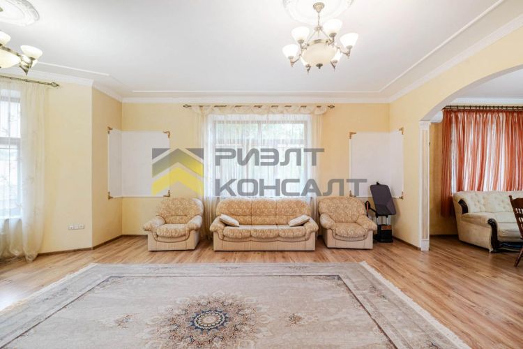 Дом, 289.30м², 10.90 соток, 2 этажа, 5 комн., стены: Кирпич миниатюра 25