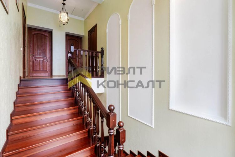 Дом, 289.30м², 10.90 соток, 2 этажа, 5 комн., стены: Кирпич миниатюра 27