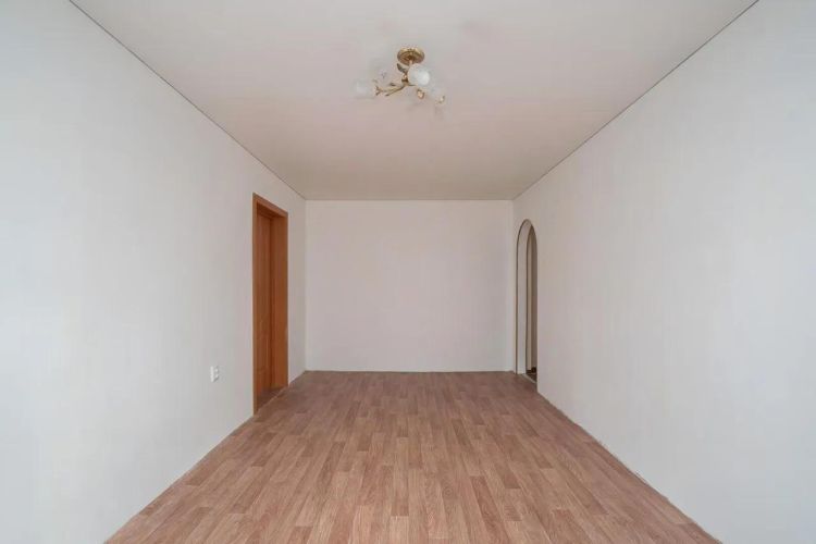 2-комн. квартира, Вторичка, 49м², 4/5 этаж
