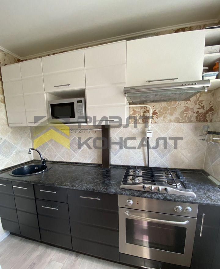 3-комн. квартира, Вторичка, 55м², 5/5 этаж
