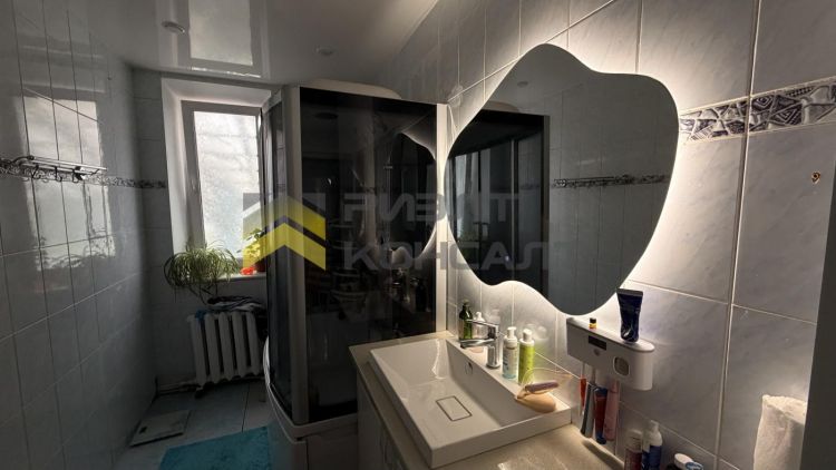 Дом, 255.20м², 23.25 соток, 1 этаж, 4 комн., стены: Кирпич миниатюра 10