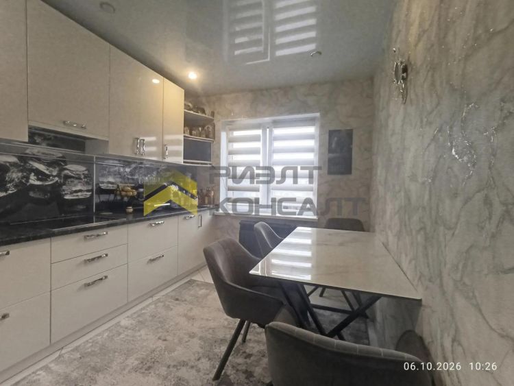 Коттедж, 120м², 5 соток, 2 этажа, 4 комн., стены: Кирпич миниатюра 5