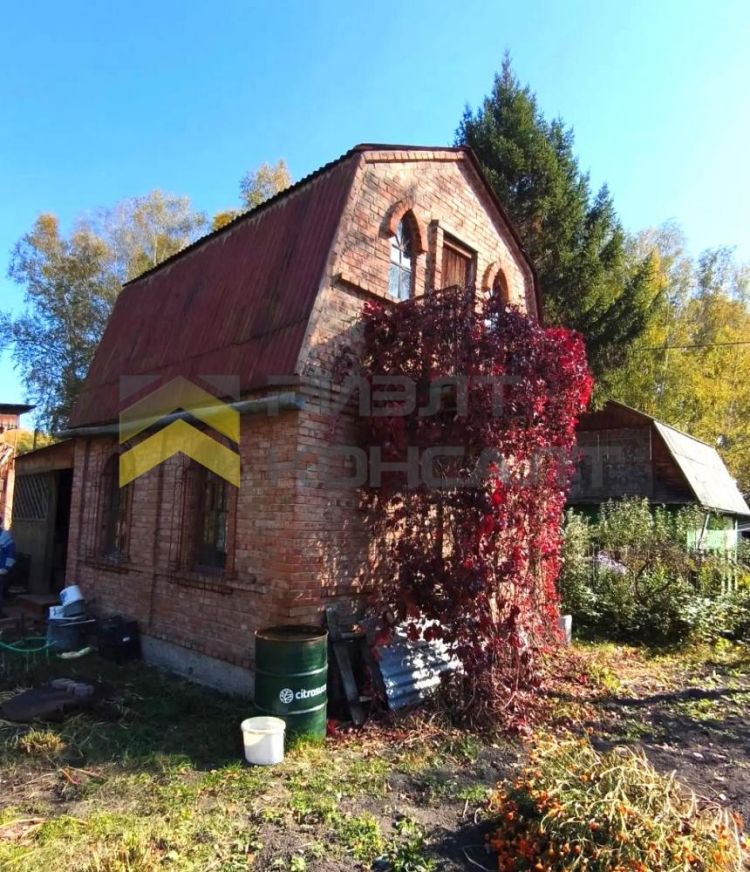 Дача, 32м², 5.50 соток, 2 этажа, 2 комн., стены: Кирпич миниатюра 4