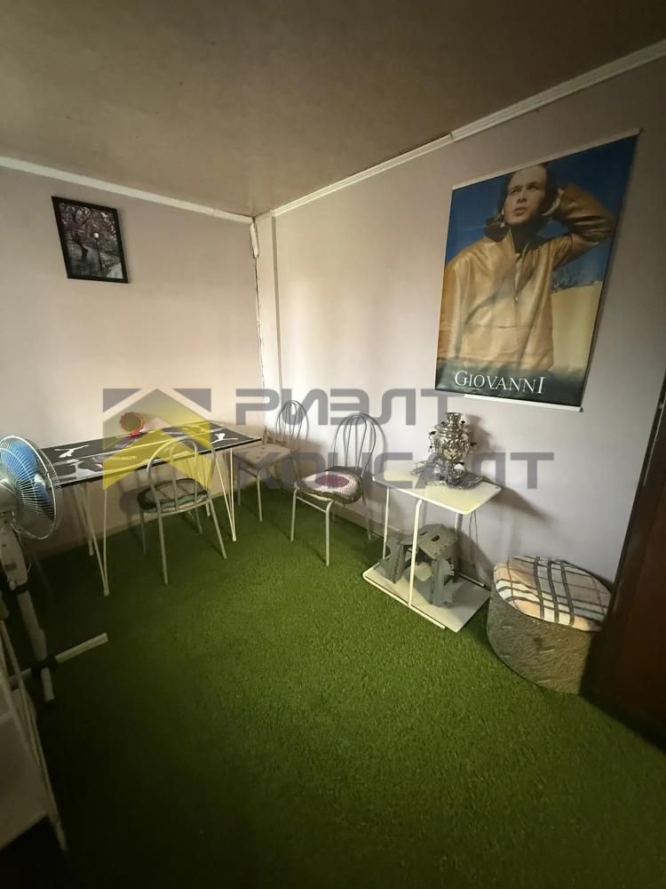 Дом, 123м², 3 соток, 3 этажа, 2 комн., стены: Кирпич миниатюра 10