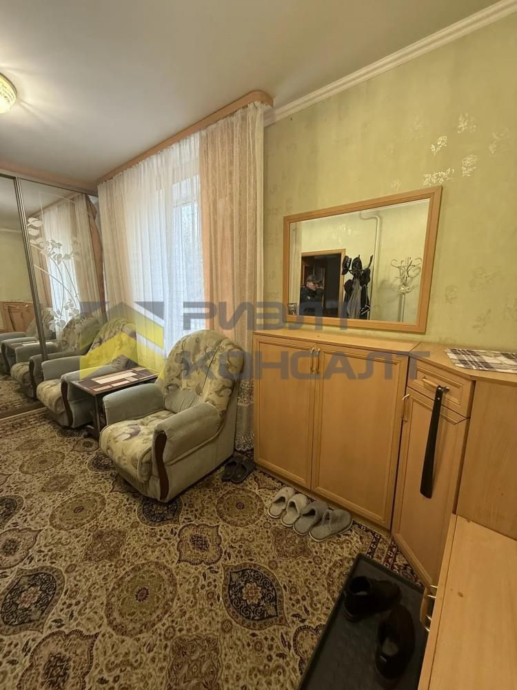 Дом, 123м², 3 соток, 3 этажа, 2 комн., стены: Кирпич миниатюра 11