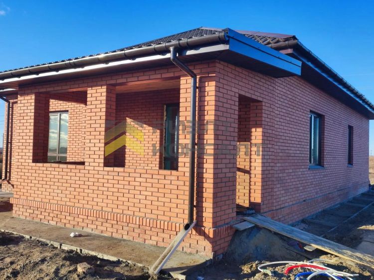 Дом, 121.30м², 10 соток, 1 этаж, 3 комн., стены: Кирпич миниатюра 3