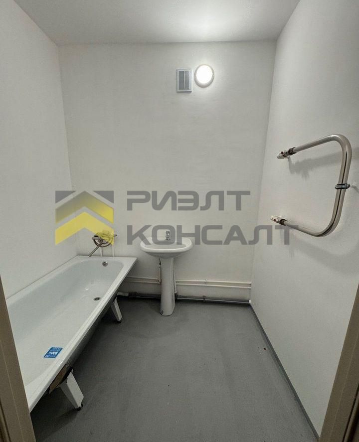 3-комн. квартира, Вторичка, 74.40м², 2/5 этаж миниатюра 2