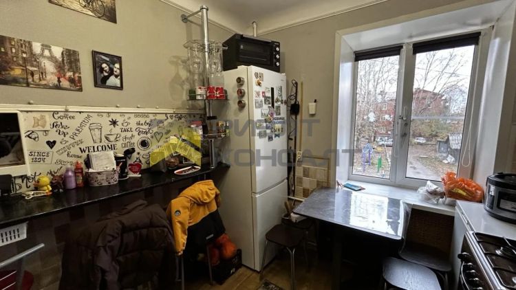 2-комн. квартира, Вторичка, 49м², 2/3 этаж