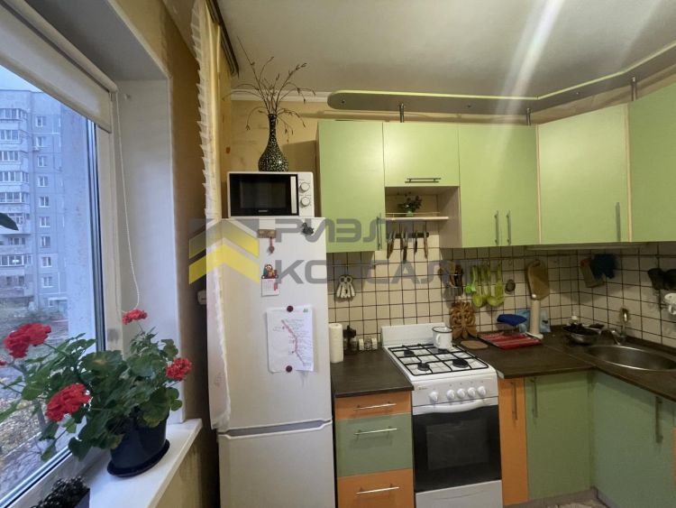 2-комн. квартира, Вторичка, 50.70м², 3/10 этаж миниатюра 2