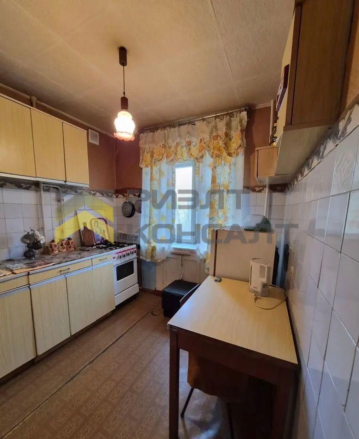 2-комн. квартира, Вторичка, 45м², 3/5 этаж миниатюра 2