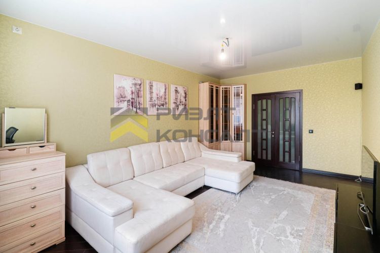 2-комн. квартира, Вторичка, 70.50м², 8/14 этаж