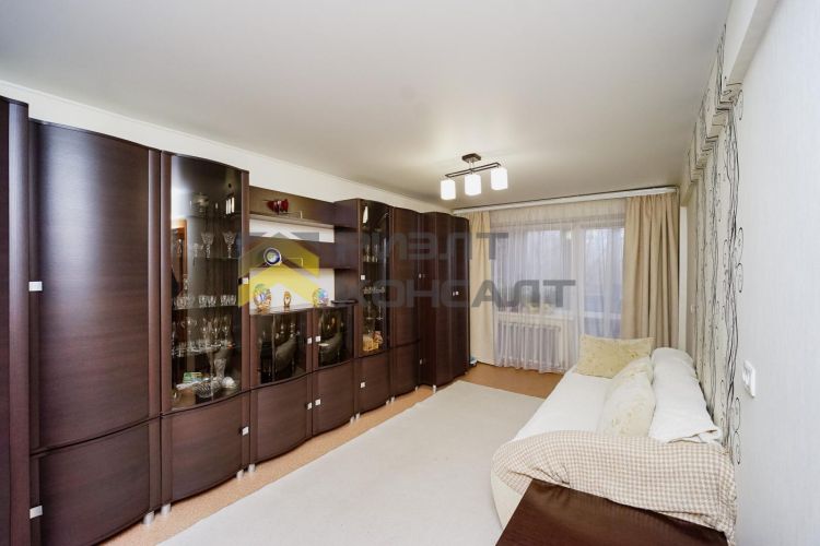 3-комн. квартира, Вторичка, 63.60м², 5/5 этаж миниатюра 2