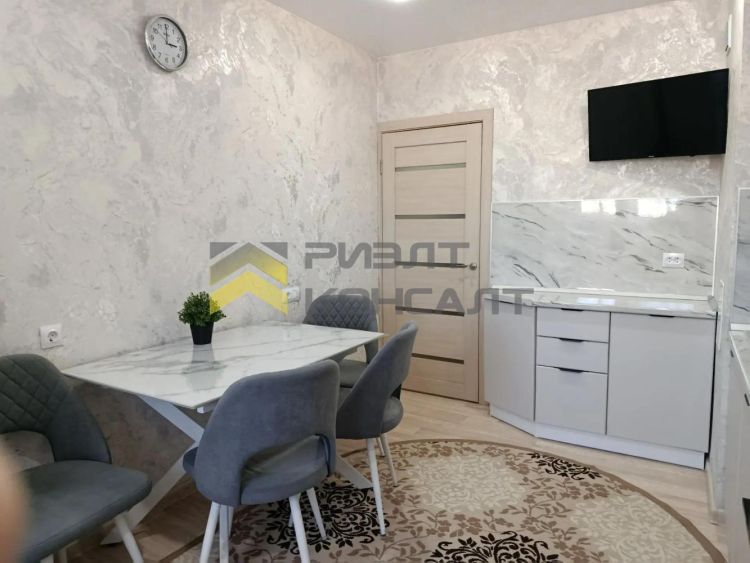 3-комн. квартира, Вторичка, 62.70м², 7/10 этаж миниатюра 2